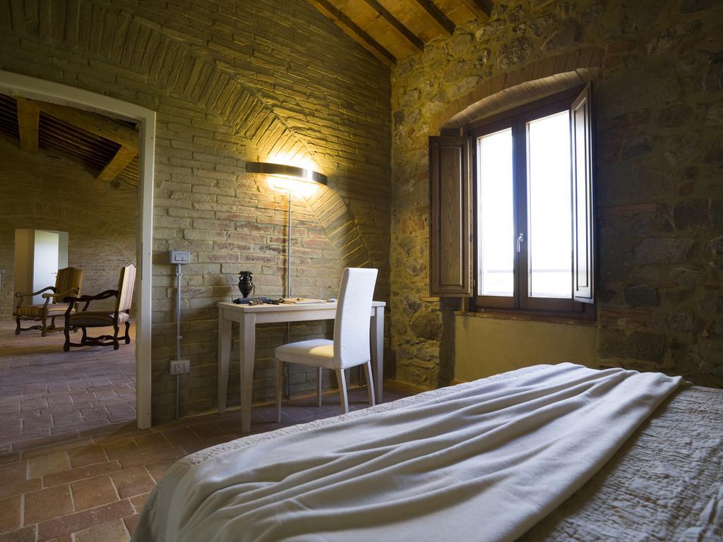 Poderi Firenze Pensionat Cinigiano Eksteriør billede